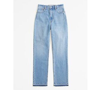 Abrecrombie Ultra High Rise 90s Straight Jean Short